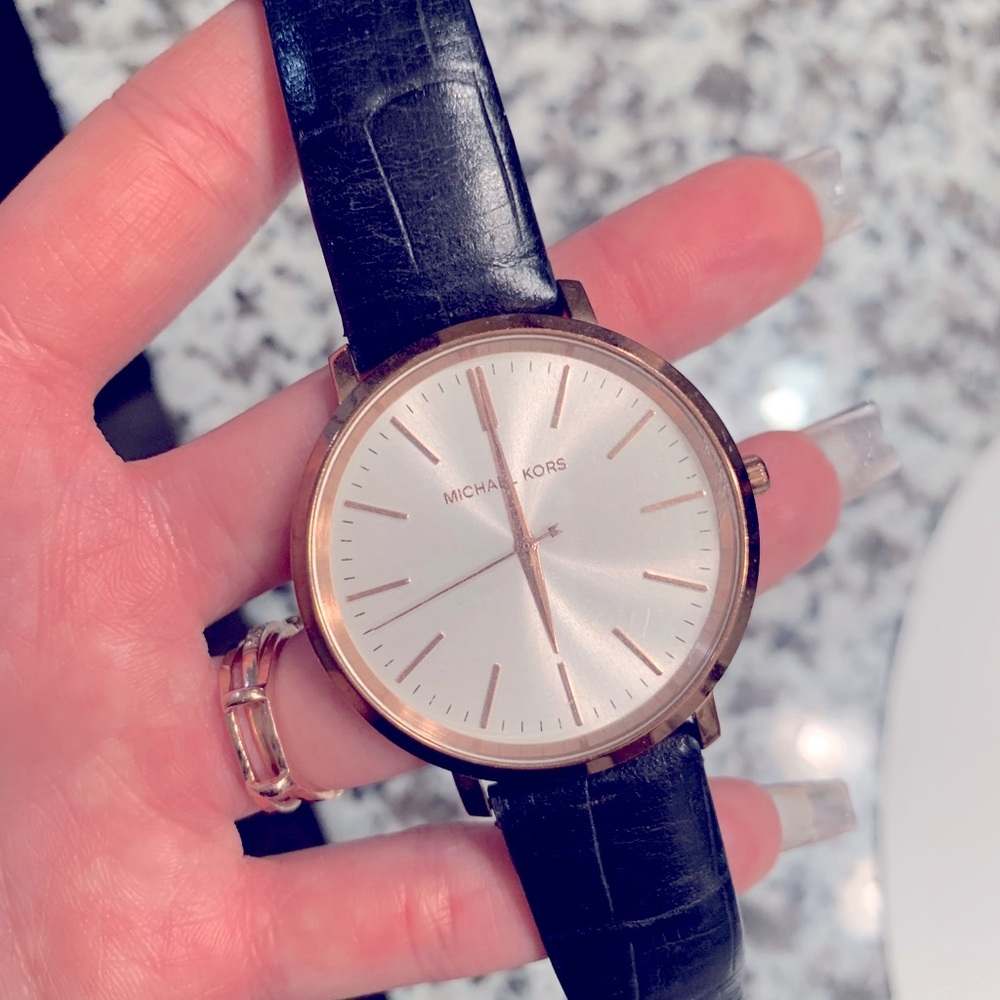 Black leather Michael Kors watch